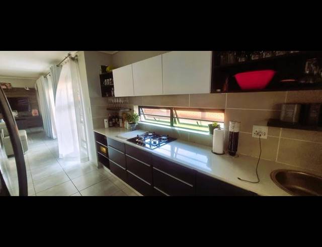 3 BEDROOM TOWNHOUSE FOR SALE IN AMBERFIELD